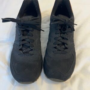 New Balance Black Women's Sneakers